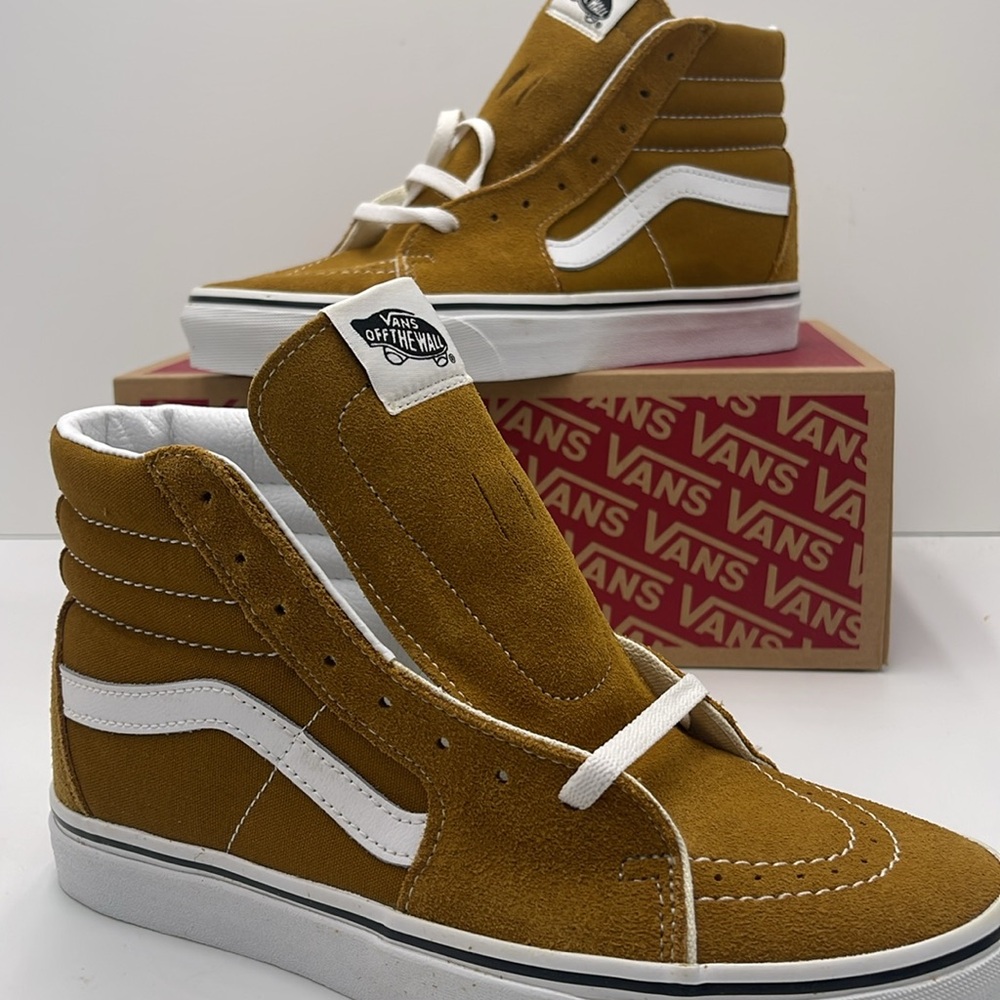 Vans Men’s High-Top Sneakers in Mustard White Sk8-Hi
Color Theory Golden Brown - Picture 1 of 16